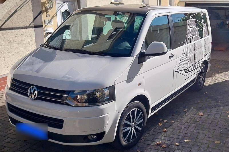 Gebraucht VW Multivan Edition 179 PS (131 kW) 2013 Weiß Van