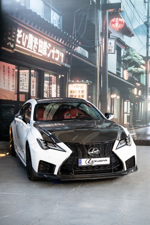 Weiß Gebraucht 2020 Lexus RC F Coupé | 78.900 € - Bild 1/4