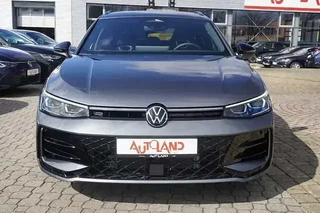 Neu VW Passat R-line 265 PS (194 kW) 2026 Grau Kombi