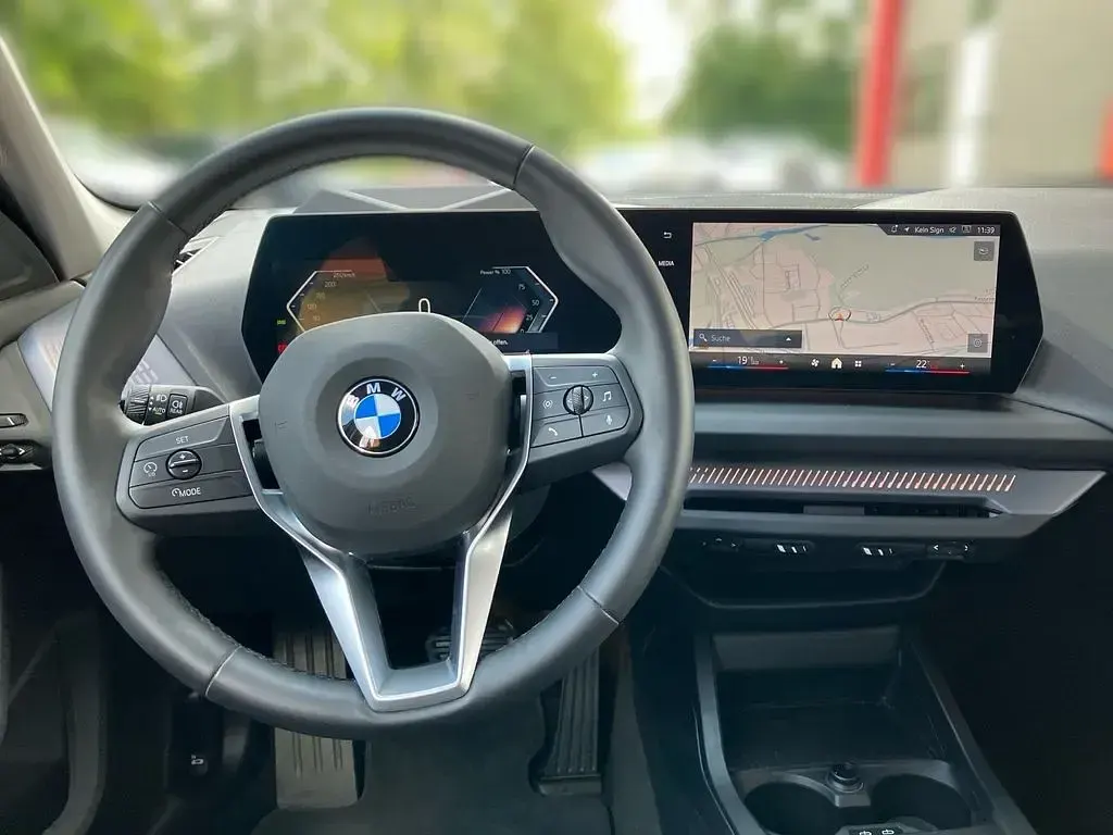 Gebraucht BMW 120 Shadowline 170 PS (125 kW) 2025 Schwarz Kleinwagen