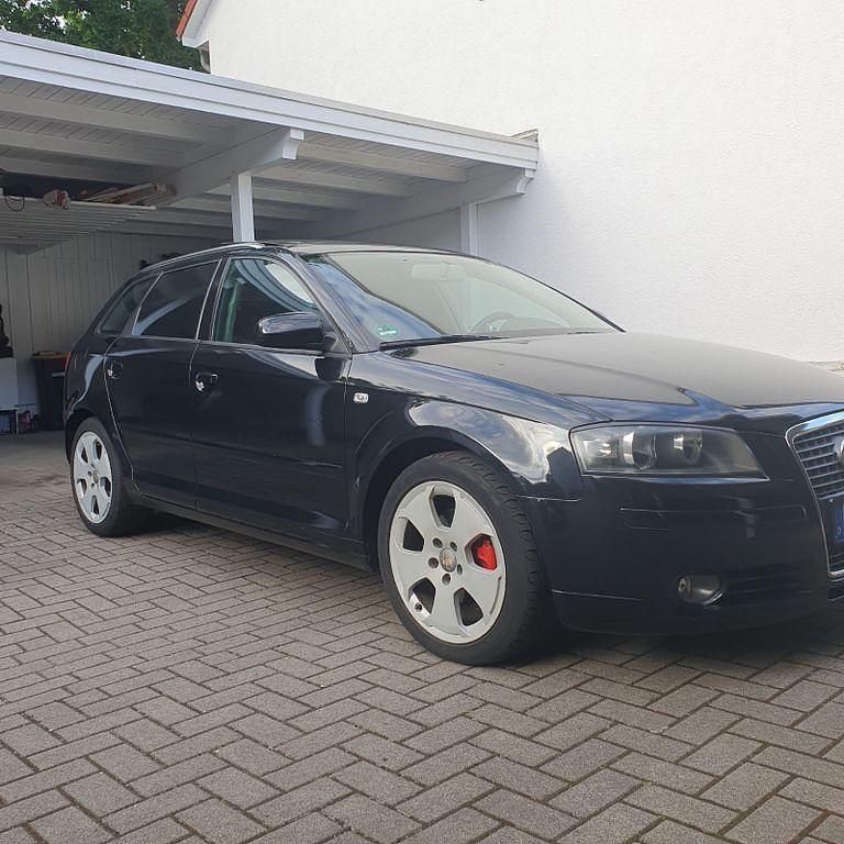 Schwarz Gebraucht 2007 Audi A3 Sportback Ambition Limousine | 3.900 € (Guter Preis) - Bild 1/4