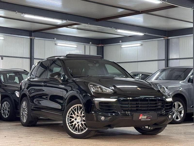 Schwarz Gebraucht 2016 Porsche Cayenne SUV | 29.890 € (Guter Preis) - Bild 1/4