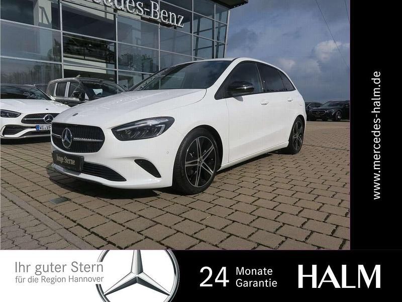 Weiß Gebraucht 2024 Mercedes B200 Advanced Van / Kleinbus | 34.950 € (Fairer Preis) - Bild 1/4