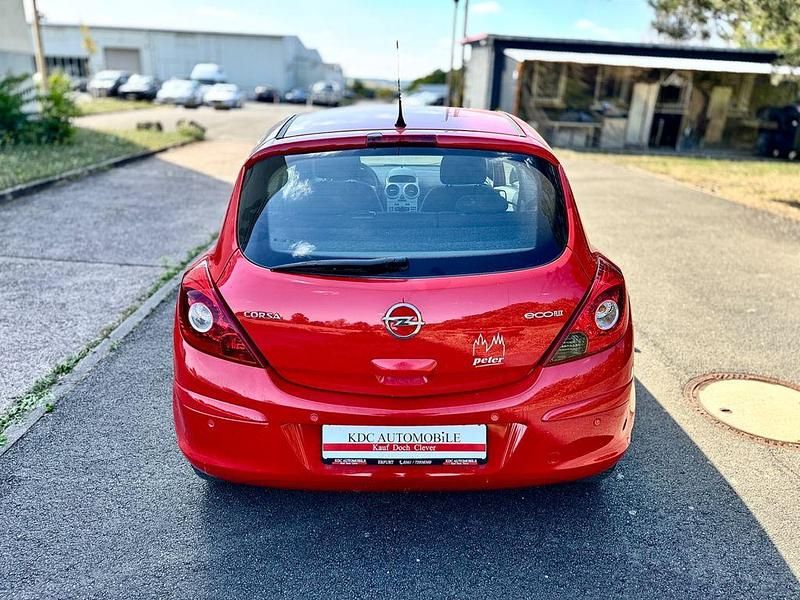 Gebraucht Opel Corsa Edition 69 PS (50 kW) 2012 Rot Kleinwagen