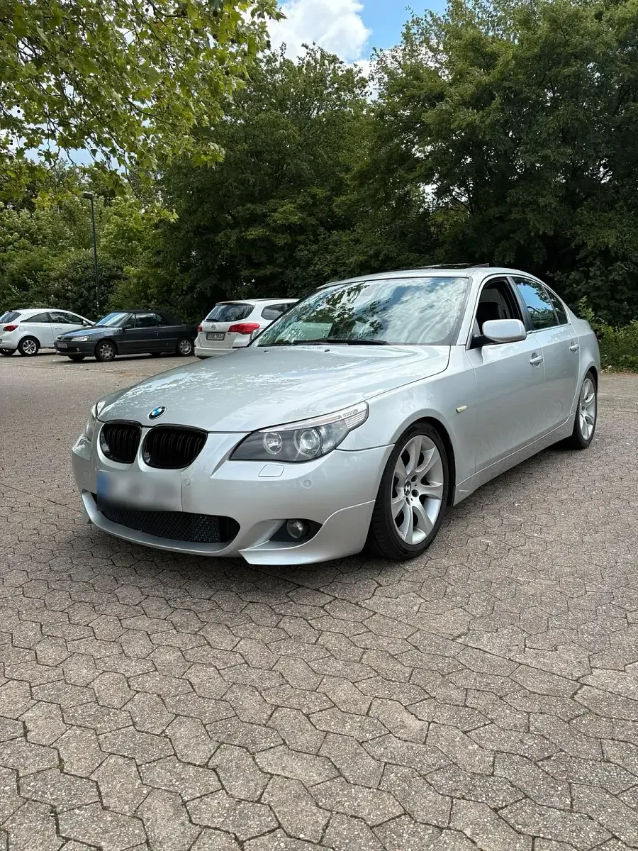 Gebraucht BMW 530 258 PS (189 kW) 2005 Limousine
