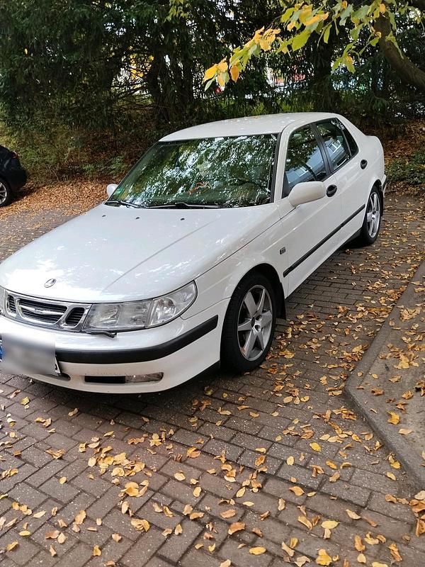 Weiß Gebraucht 2000 Saab 9-5 Limousine | 6.600 € - Bild 1/4