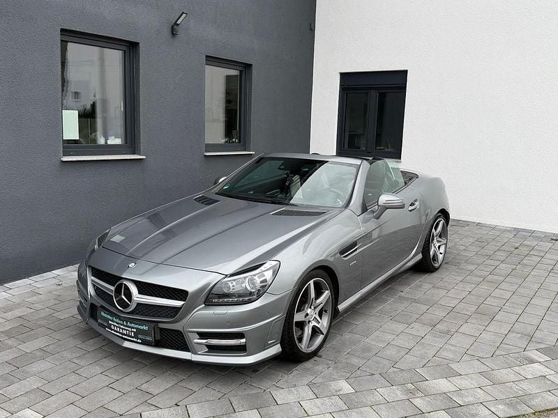 Silber Gebraucht 2011 Mercedes SLK350 AMG Cabrio | 18.999 € (Fairer Preis) - Bild 1/4