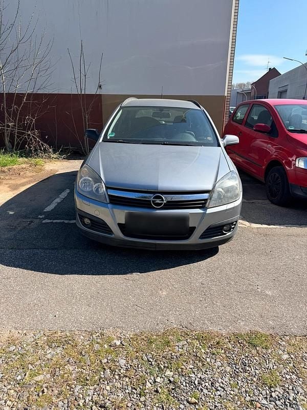 Gebraucht Opel Astra 106 PS (77 kW) 2007 Grau Kombi