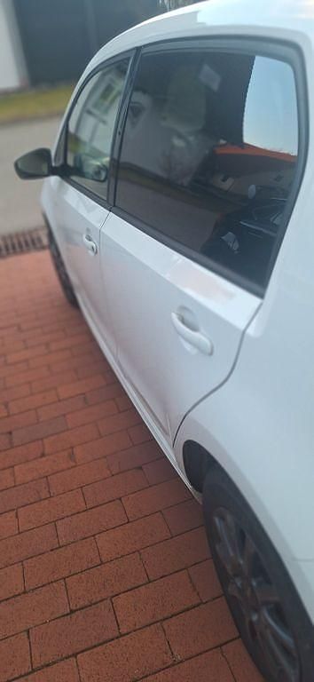 Gebraucht VW e-up! 60 kW (82 PS) 2018 Weiß Kleinwagen