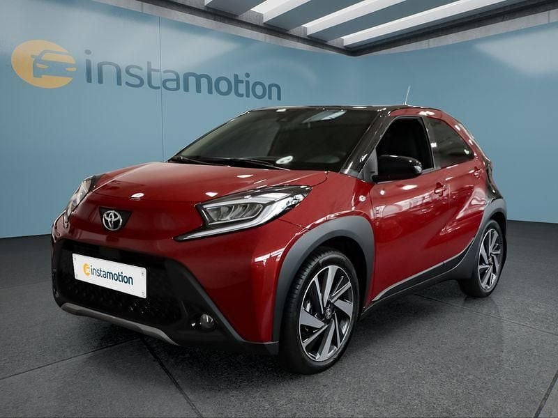 Schwarz Neu 2025 Toyota Aygo Kleinwagen | 22.099 € - Bild 1/4