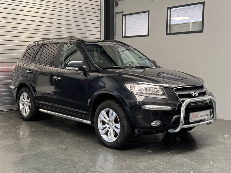 Schwarz Gebraucht 2009 Hyundai Santa Fe SUV | 7.950 € (Etwas zu teuer) - Bild 1/4