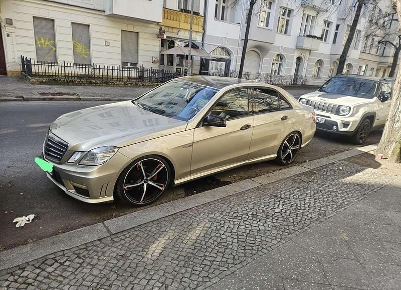 Gebraucht Mercedes E220 219 PS (161 kW) 2009 Limousine