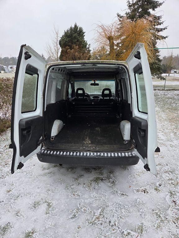 Gebraucht Opel Combo 75 PS (55 kW) 2010 Weiß Van / Kleinbus