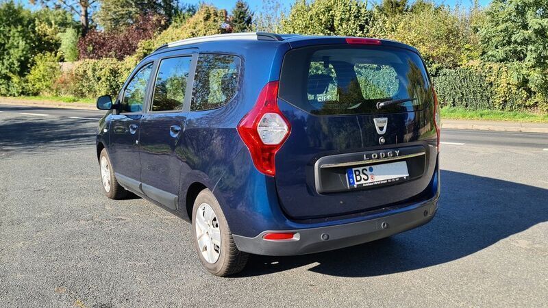 Gebraucht Dacia Lodgy 109 PS (80 kW) 2017 Blau Van / Kleinbus