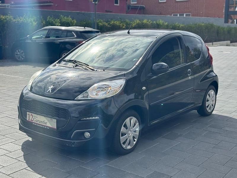 Noir caldera Gebraucht 2013 Peugeot 107 Active Kleinwagen | 4.250 € (Fairer Preis) - Bild 1/4