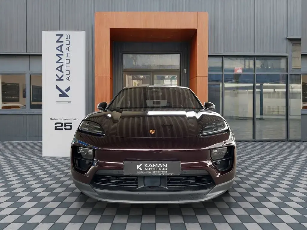 Gebraucht Porsche Macan 300 kW (408 PS) 2024 Braun SUV
