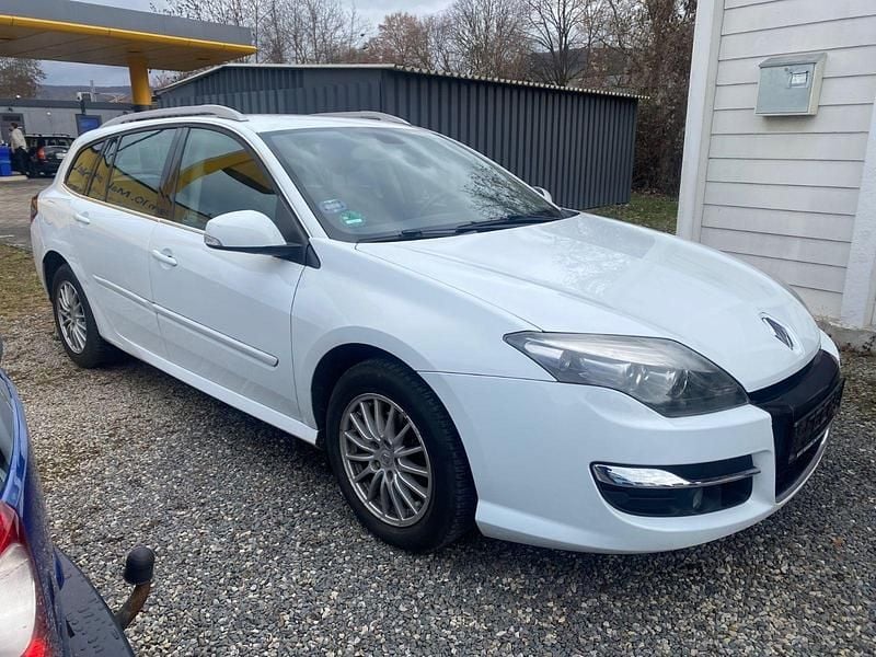 Gebraucht Renault Laguna III 110 PS (80 kW) 2012 Weiß Kombi