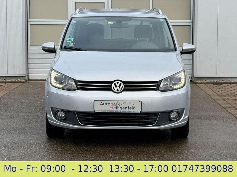 Gebraucht VW Touran Highline 150 PS (110 kW) 2015 Silber Van / Kleinbus