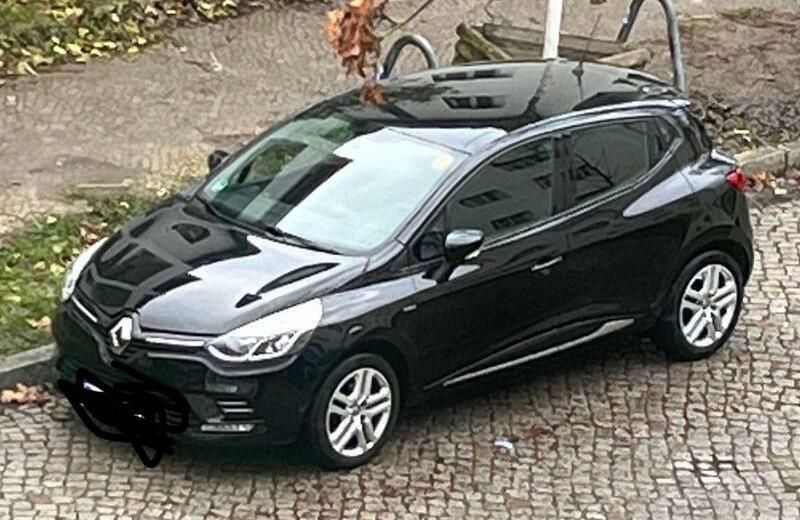 Schwarz Gebraucht 2018 Renault Clio IV LIMITED Kleinwagen | 9.000 € (Guter Preis) - Bild 1/4