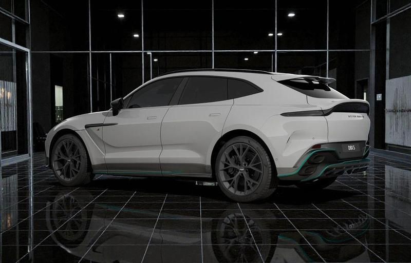 Neu Aston Martin DBX 727 PS (534 kW) 2026 SUV
