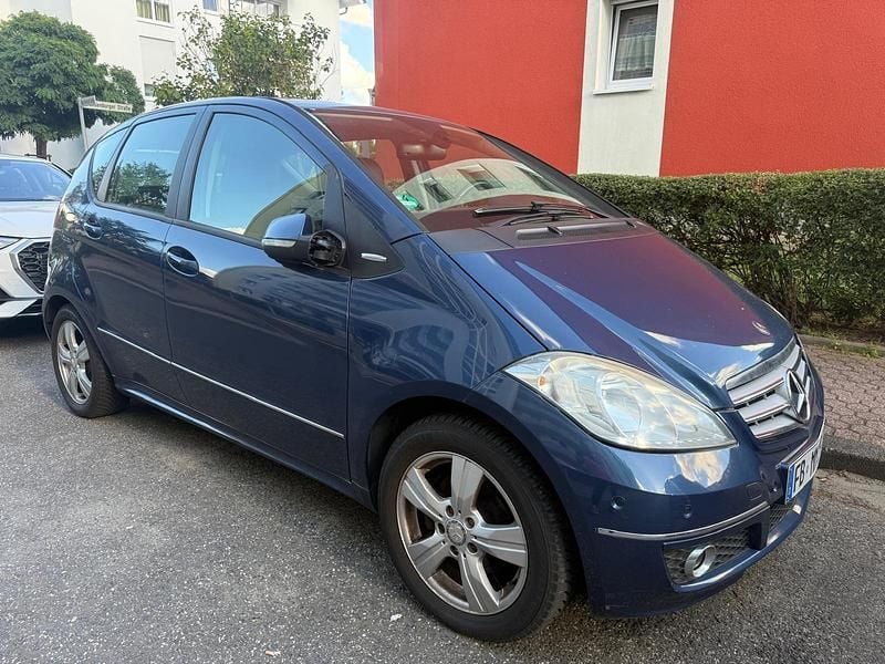 Blau Gebraucht 2008 Mercedes A170 Limousine | 2.990 € (Guter Preis) - Bild 1/4
