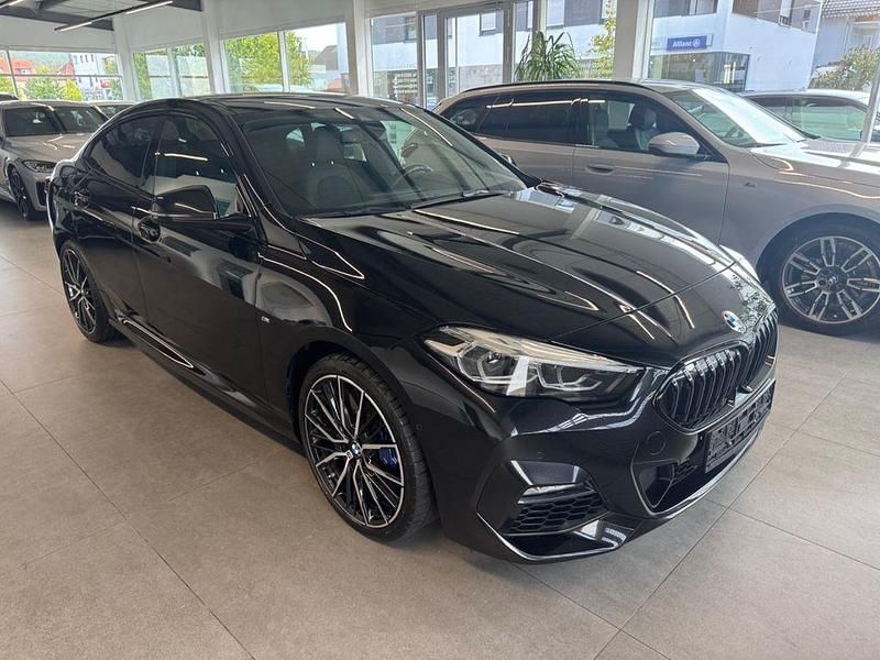 Schwarz Gebraucht 2024 BMW 218 M Sport Coupé | 26.990 € (Fairer Preis) - Bild 1/4