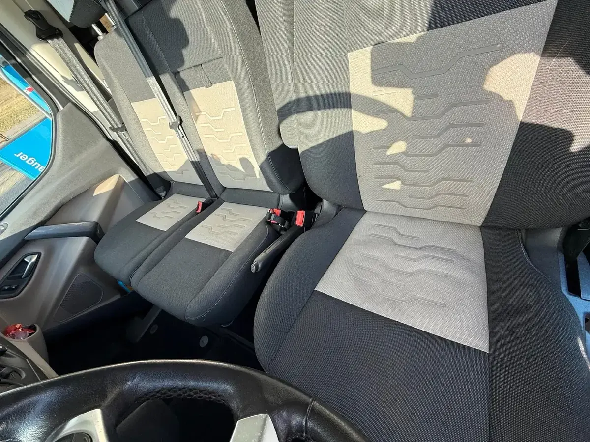 Gebraucht Ford Tourneo Custom Limited 170 PS (125 kW) 2017 Grau Van