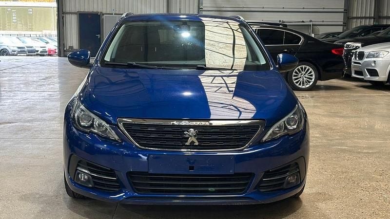 Gebraucht Peugeot 308 SW Style 110 PS (80 kW) 2019 Blau Kombi
