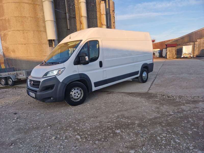Weiß Gebraucht 2016 Fiat Ducato Van | 10.500 € (Fairer Preis) - Bild 1/4