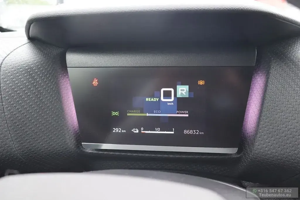 Gebraucht Citroën e-C4 Shine 100 kW (136 PS) 2022 Schwarz SUV
