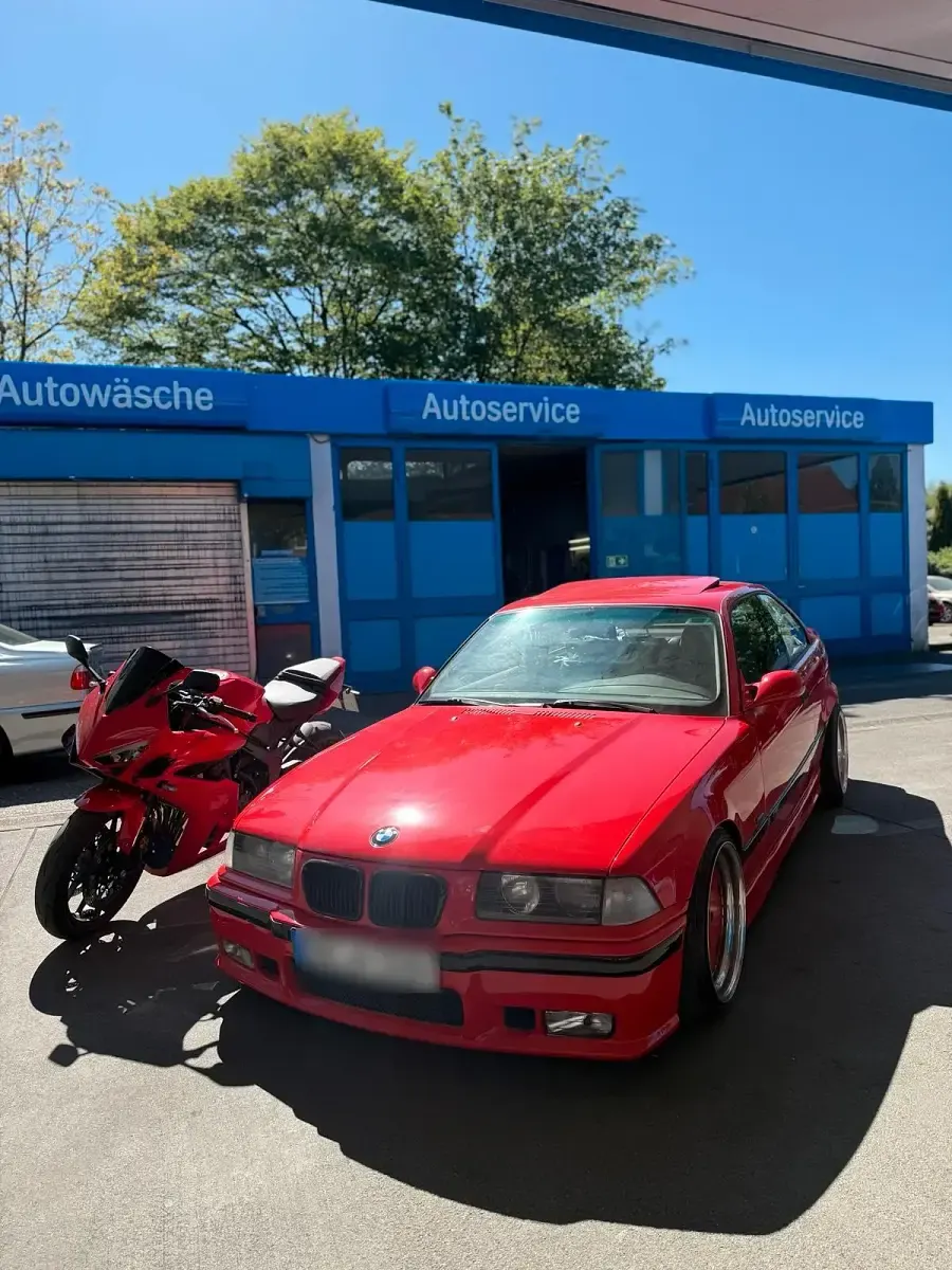 Gebraucht BMW 328 193 PS (141 kW) 1995 Rot Coupé