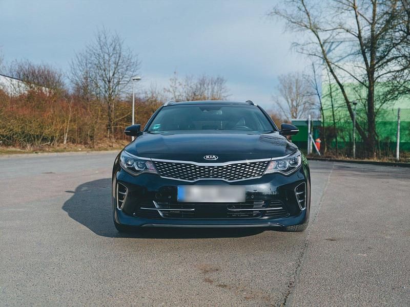Gebraucht Kia Optima GT 245 PS (180 kW) 2017 Schwarz Kombi