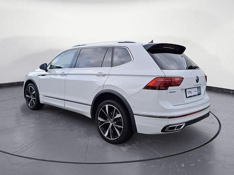 Gebraucht VW Tiguan Allspace R-line 245 PS (180 kW) 2022 Pure white SUV