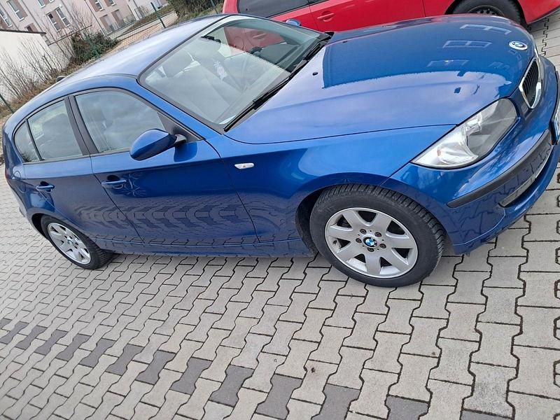 Gebraucht BMW 116 122 PS (89 kW) 2008 Blau Kleinwagen