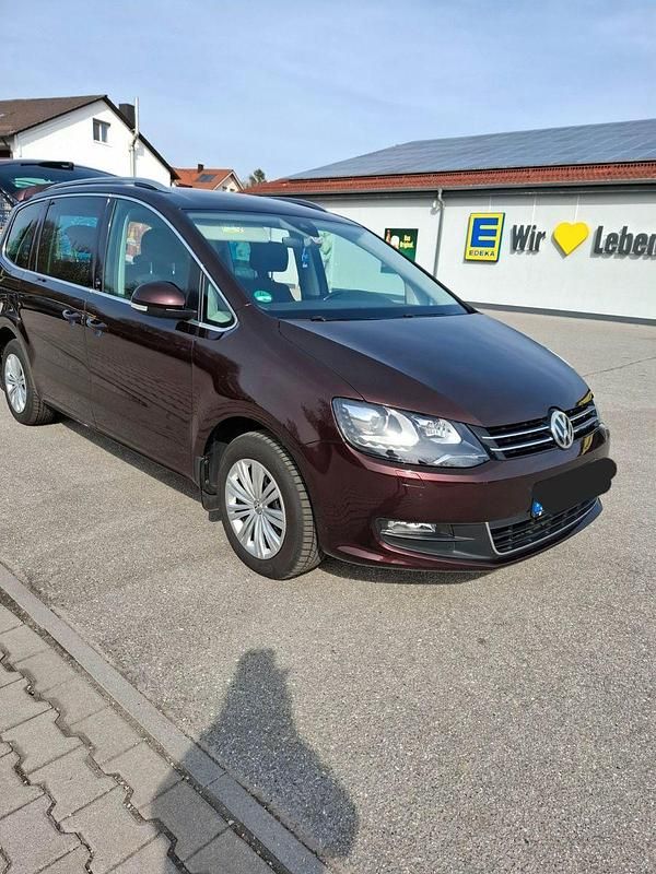 Gebraucht VW Sharan Sound 184 PS (135 kW) 2017 Rot Van / Kleinbus