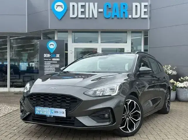 Gebraucht Ford Focus ST-Line 155 PS (114 kW) 2021 Grau Kombi