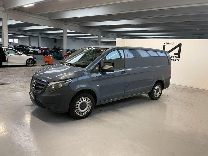Usata Mercedes e-Vito 69 kW (95 CV) 2020 Blu Monovolume
