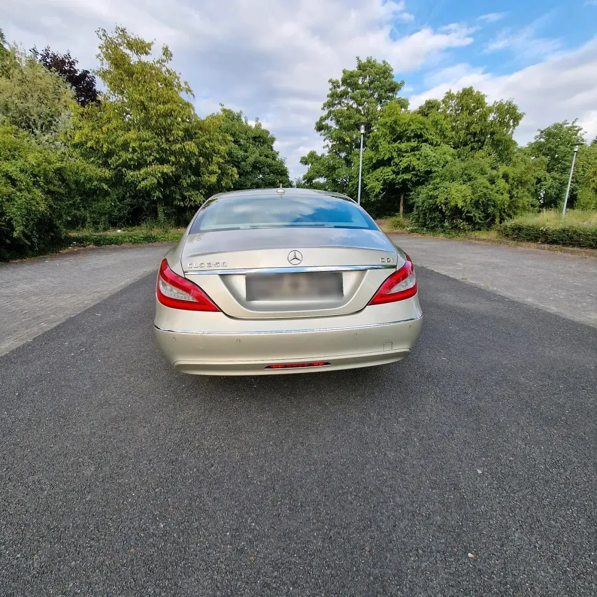Gebraucht Mercedes CLS350 265 PS (194 kW) 2011 Gold Coupé