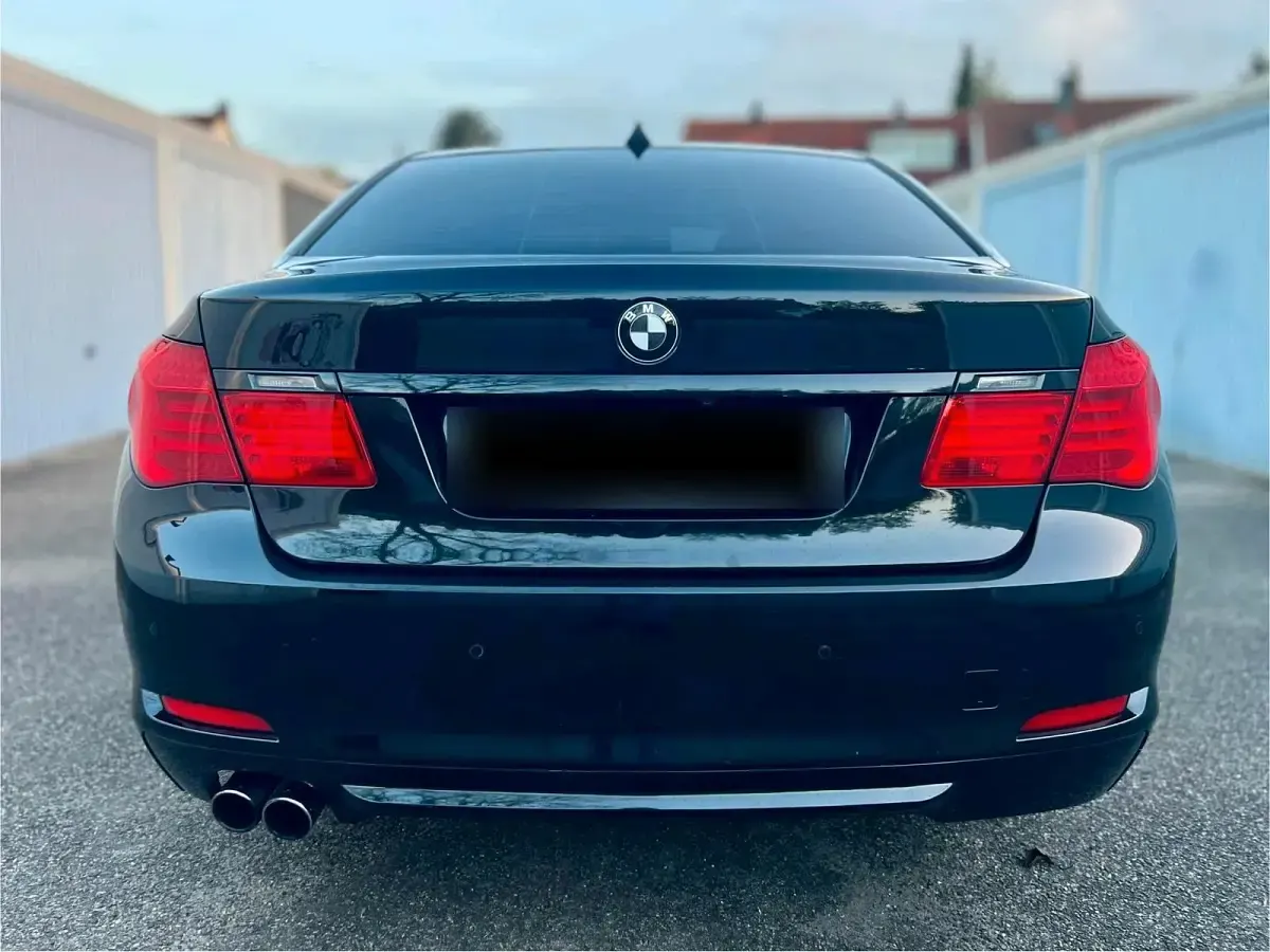 Gebraucht BMW 730 245 PS (180 kW) 2009 Schwarz Limousine