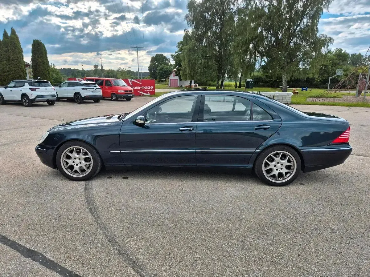 Gebraucht Mercedes S500 306 PS (225 kW) 1998 Blau Limousine
