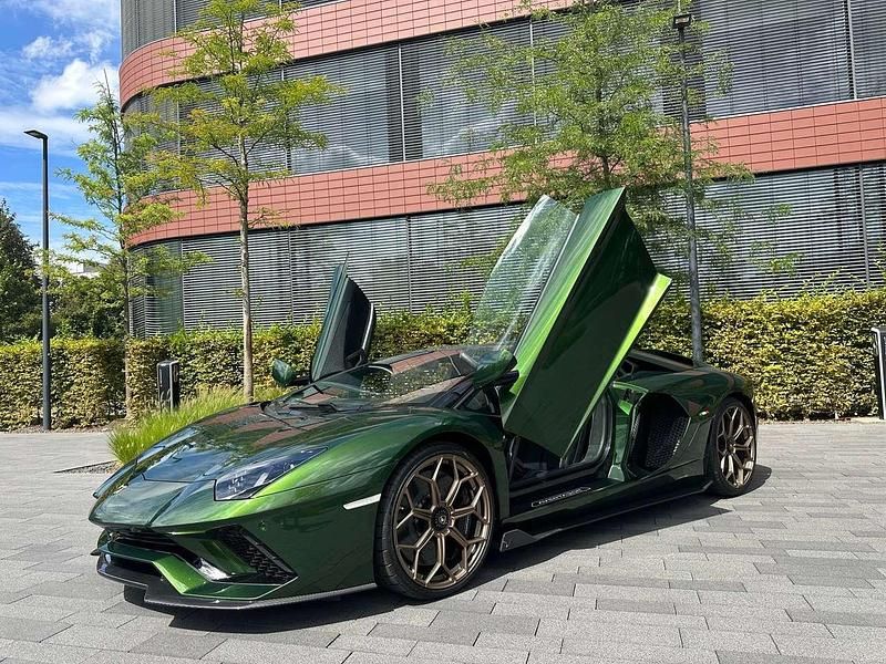 Gebraucht Lamborghini Aventador 780 PS (573 kW) 2022 Grün Cabrio
