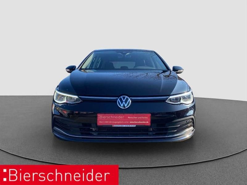Gebraucht VW Golf VIII Style 204 PS (150 kW) 2021 Deep black perleffekt Limousine