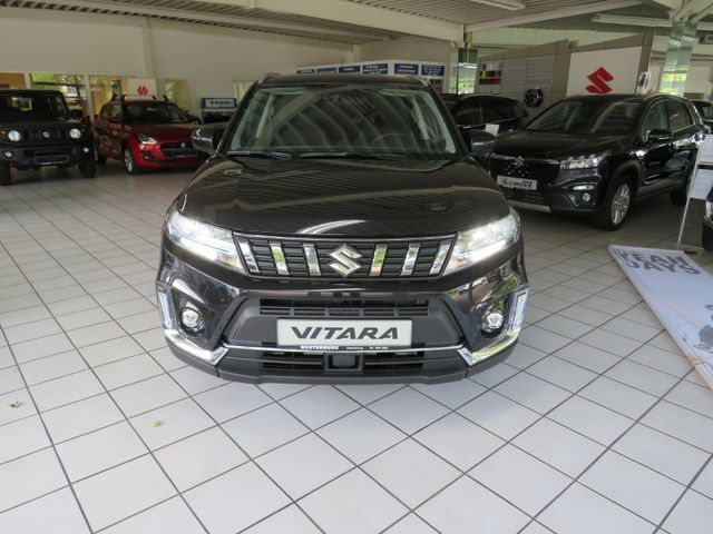 Schwarz Gebraucht 2023 Suzuki Vitara Comfort SUV | 27.650 € (Teuer) - Bild 1/4
