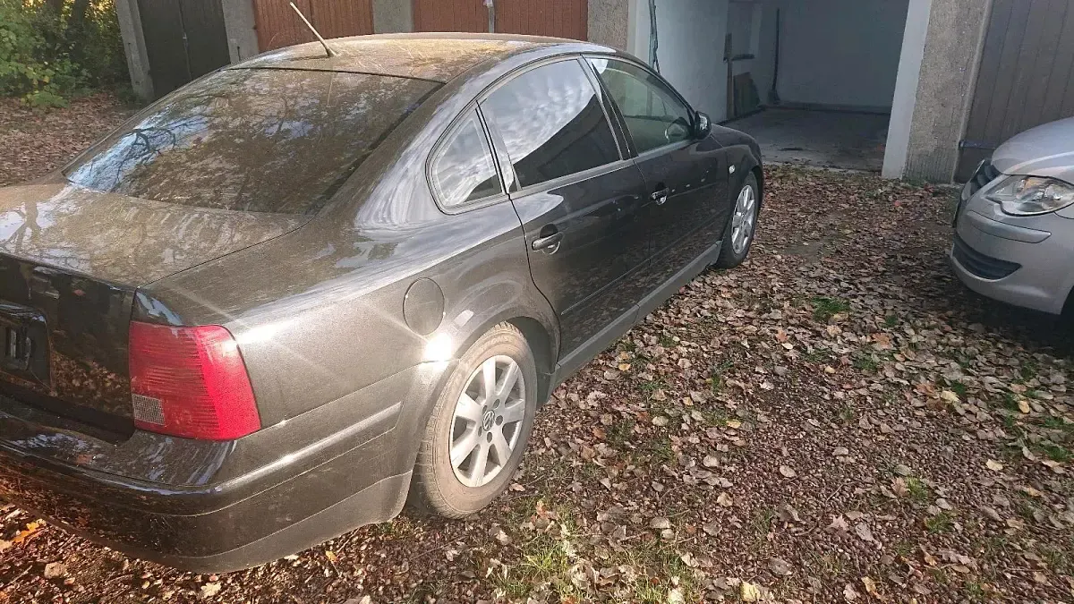 Gebraucht VW Passat 110 PS (80 kW) 1997 Schwarz Limousine