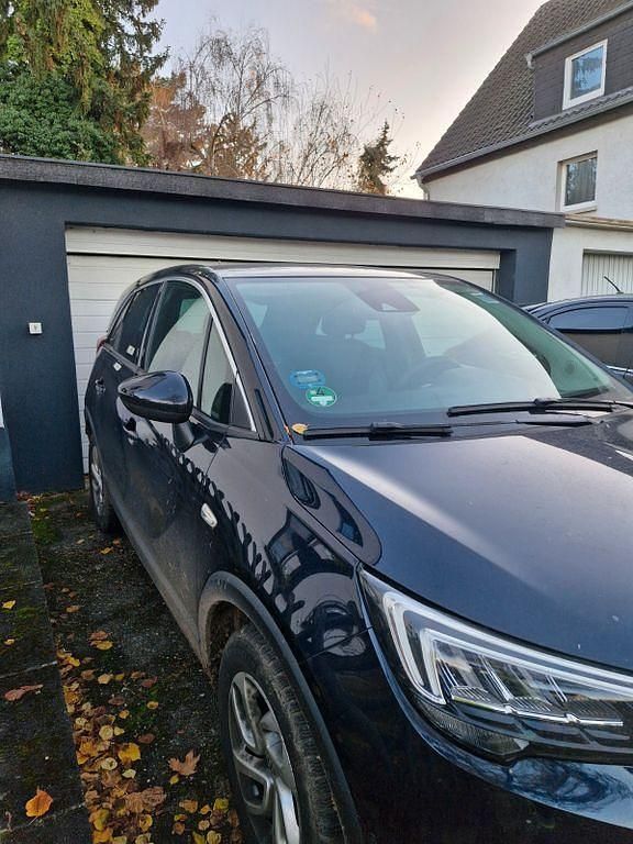 Blau Gebraucht 2020 Opel Crossland Innovation SUV | 15.500 € (Fairer Preis) - Bild 1/4