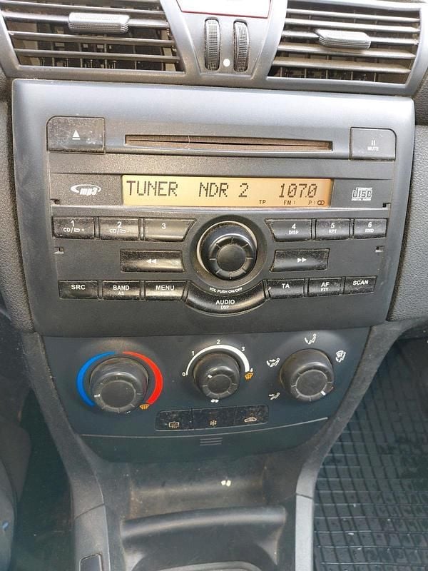 Gebraucht Fiat Stilo 103 PS (75 kW) 2003 Violet Kleinwagen