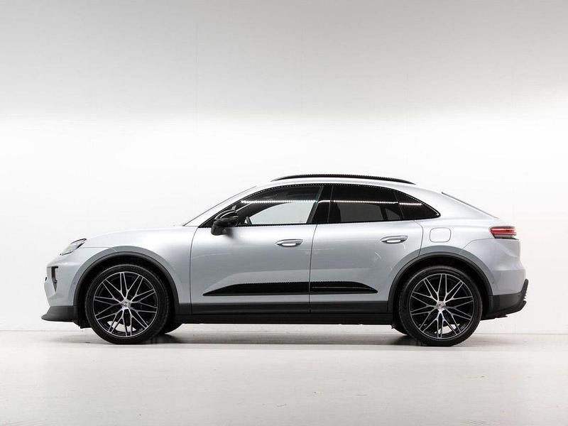Neu Porsche Macan 284 kW (387 PS) 2025 Silber SUV