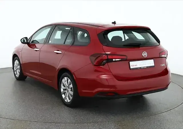 Gebraucht Fiat Tipo Pop 95 PS (69 kW) 2020 Rot Kombi
