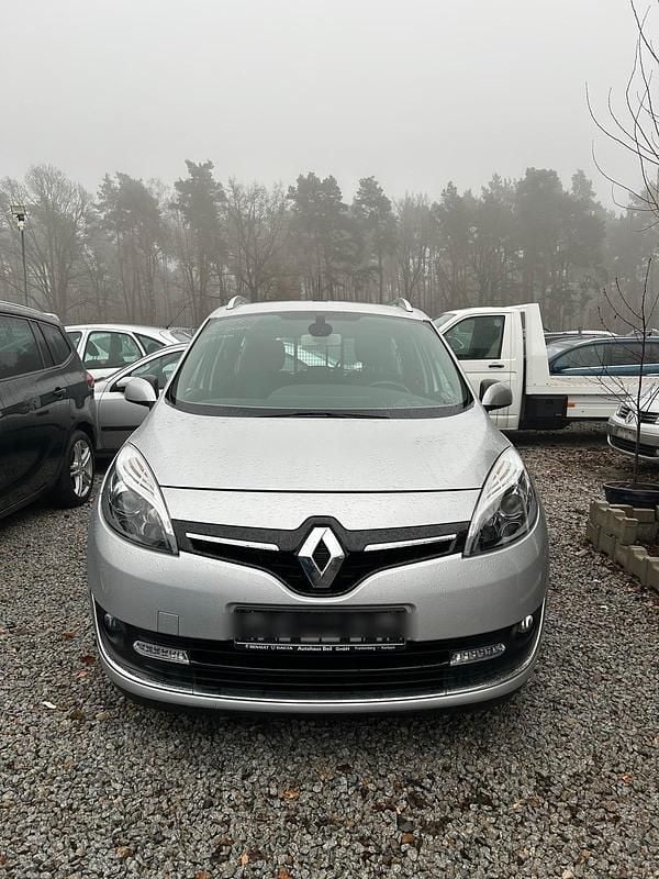 Silber Gebraucht 2014 Renault Grand Scénic III Van / Kleinbus | 4.900 € (Guter Preis) - Bild 1/4