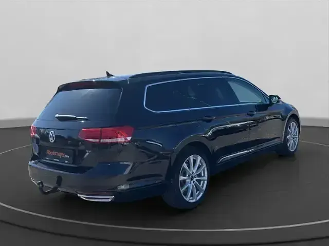 Usata VW Passat Comfortline 150 CV (110 kW) 2017 Nero Station wagon